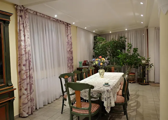 Casa vacanze Luxusvilla Balatonszárszó *